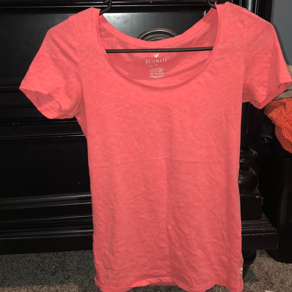 Coral t-shirt